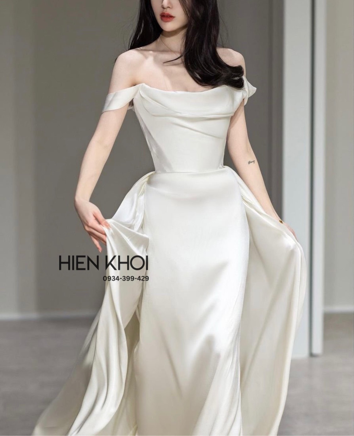 price tailoring wedding dress in Vietnam